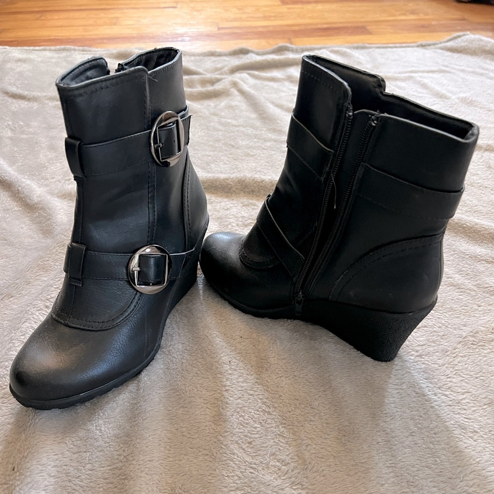 Black wedge ankle booties